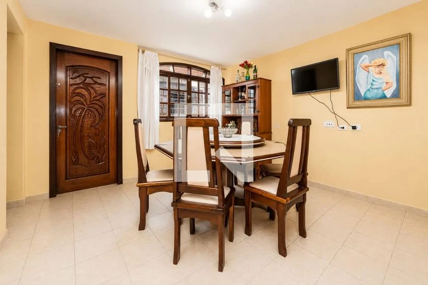 Unfurnished house with 4 bedrooms and 4 bathrooms — photo 11