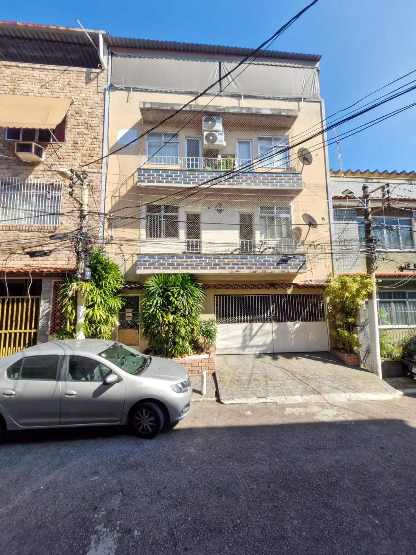 House with 2 bedrooms and an electric shower — photo 4