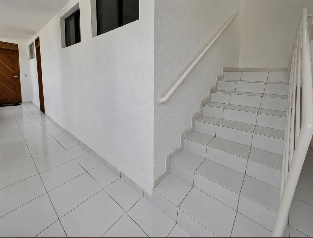 Робоче місце та 3 спальні: квартира 80 м² — photo 21