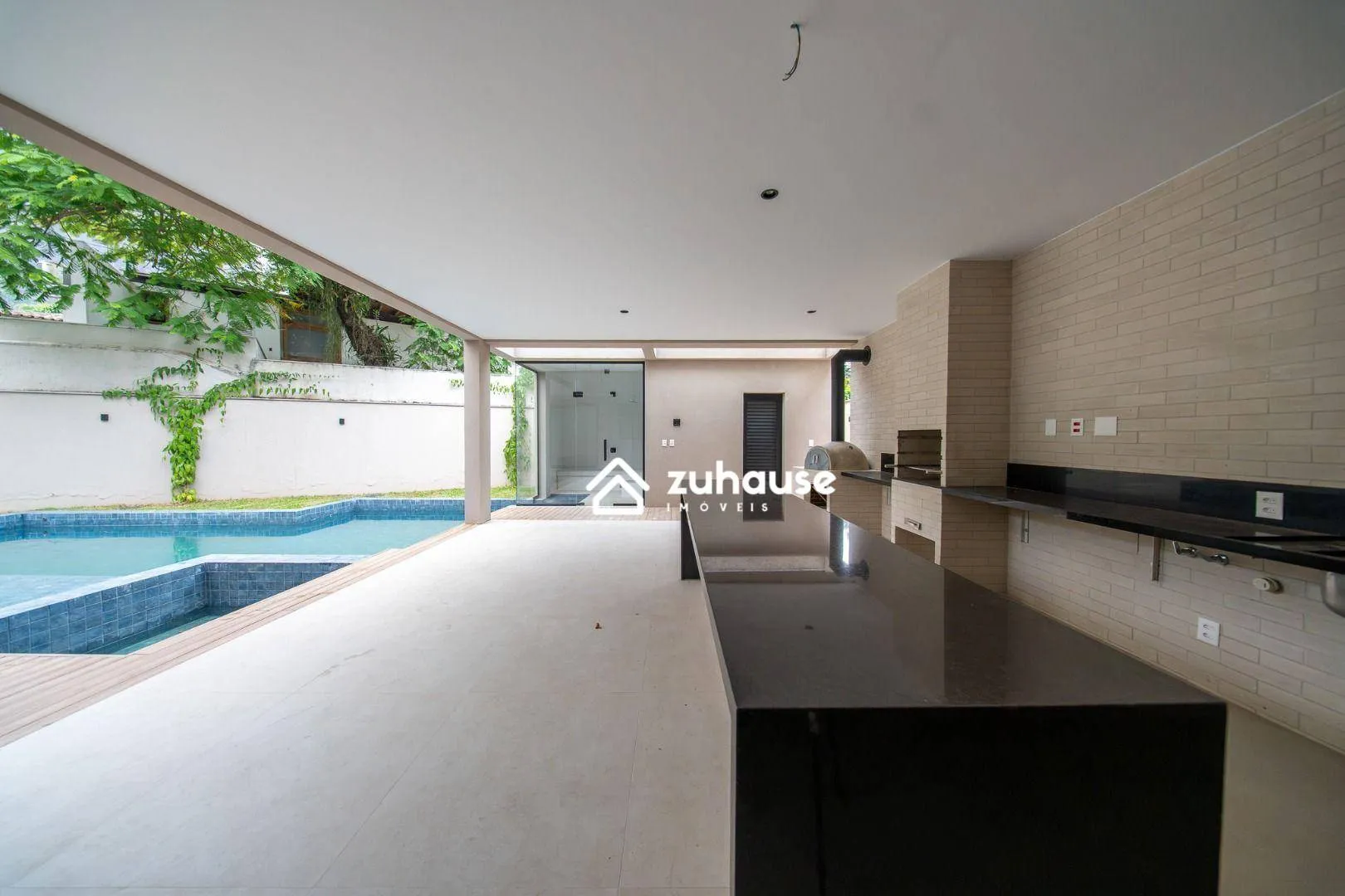 Casa tríplex com 5 quartos e 5 banheiros — photo 8