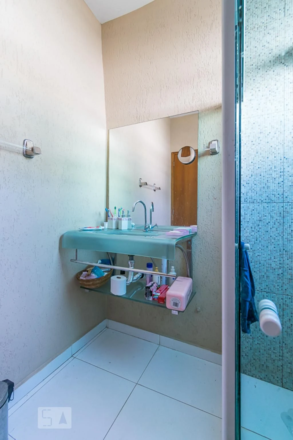 100 m² apartment with a washing machine and a home office — photo 6