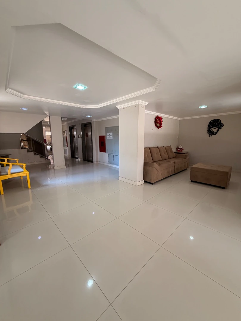 3-bedroom apartment with a washing machine — photo 20