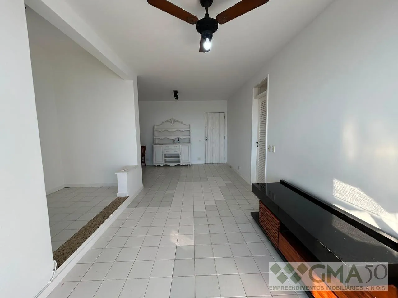 Unfurnished 2-bedroom apartment with 3 bathrooms — photo 5