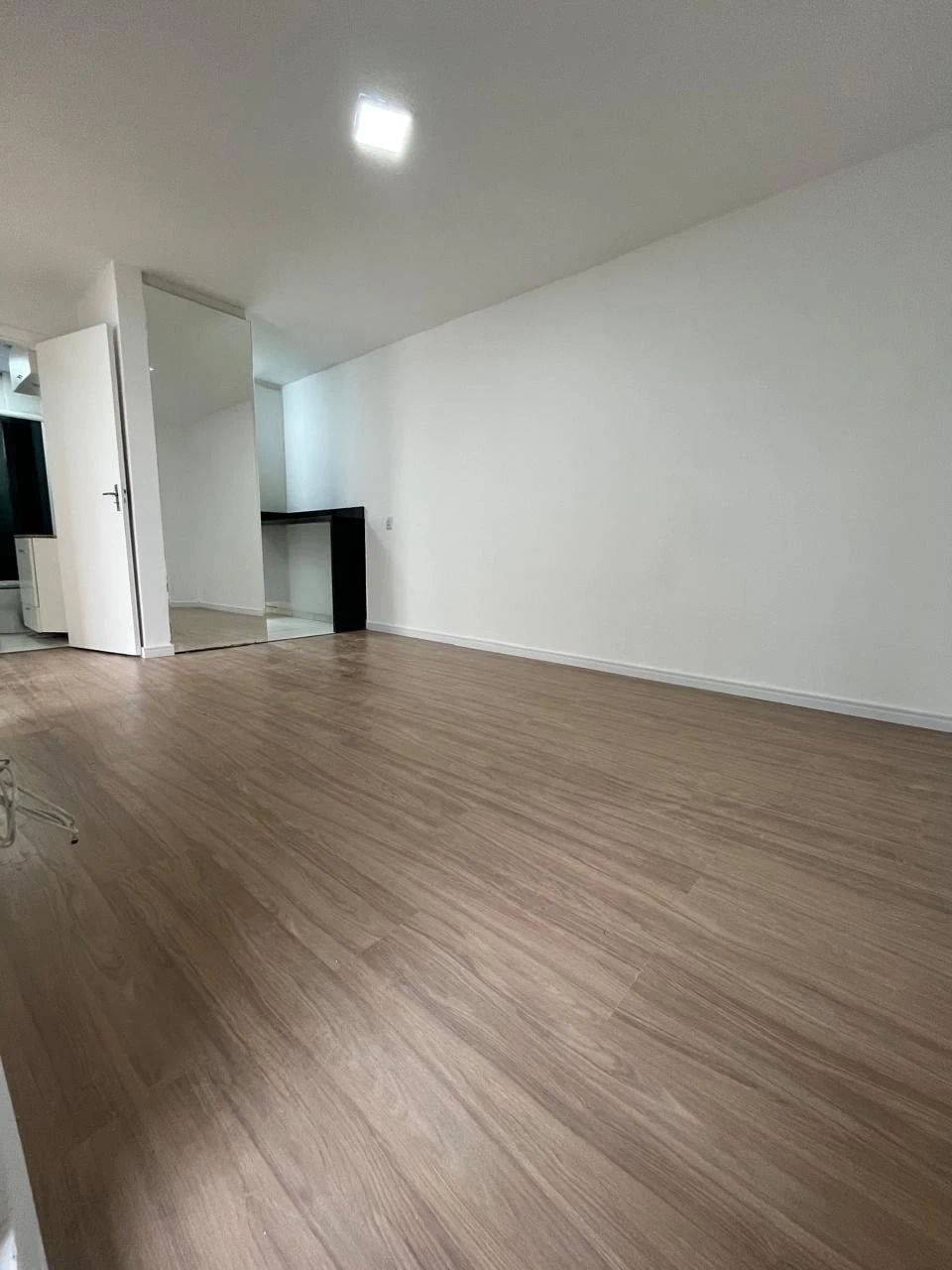 Apartment, 45 m², with a glass-enclosed balcony