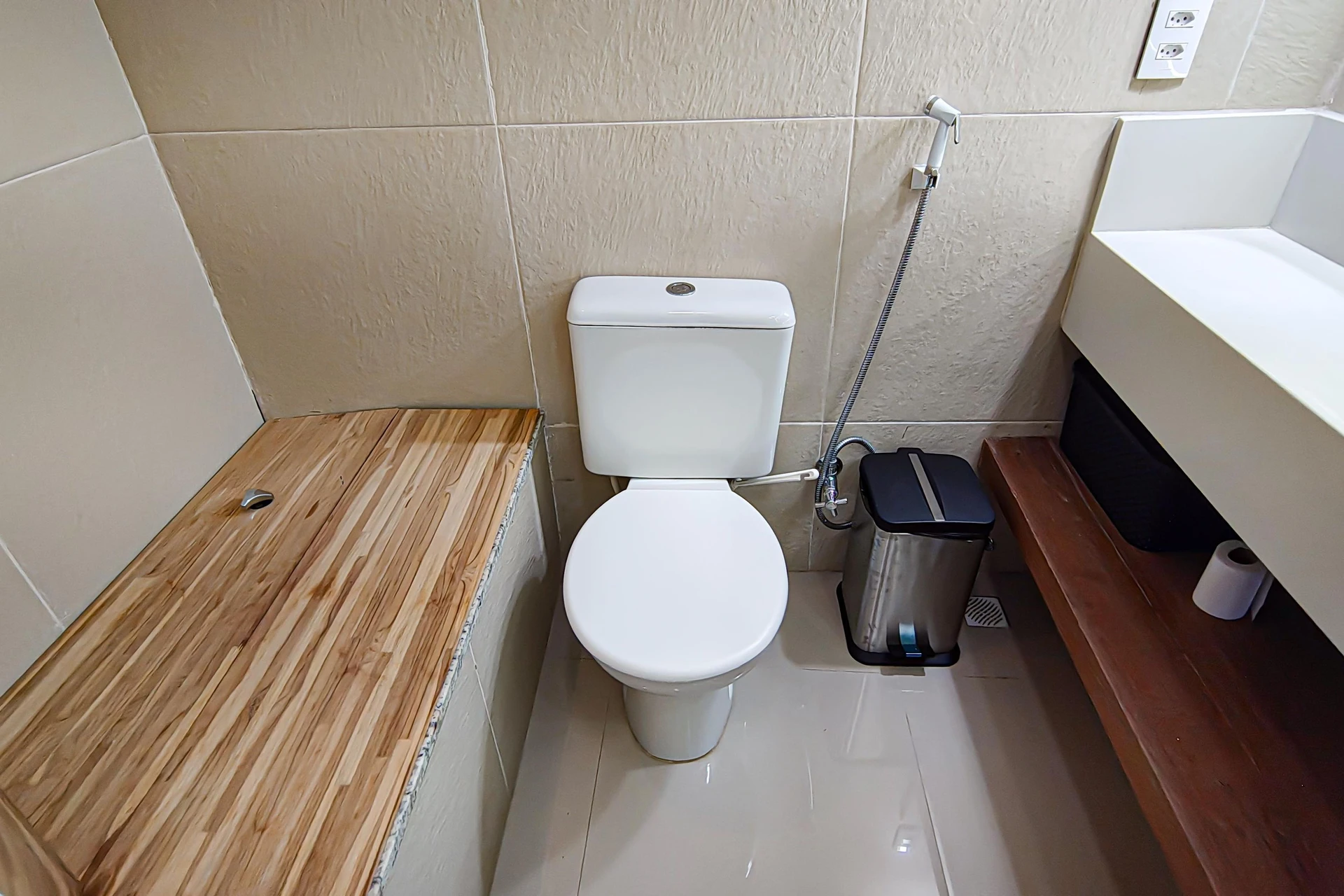 170 m² house with a dishwasher and a bathtub — photo 44