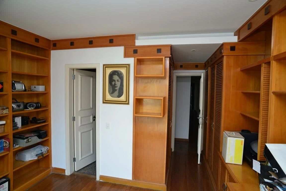 Rentable apartment with 4 bedrooms and a balcony — photo 23