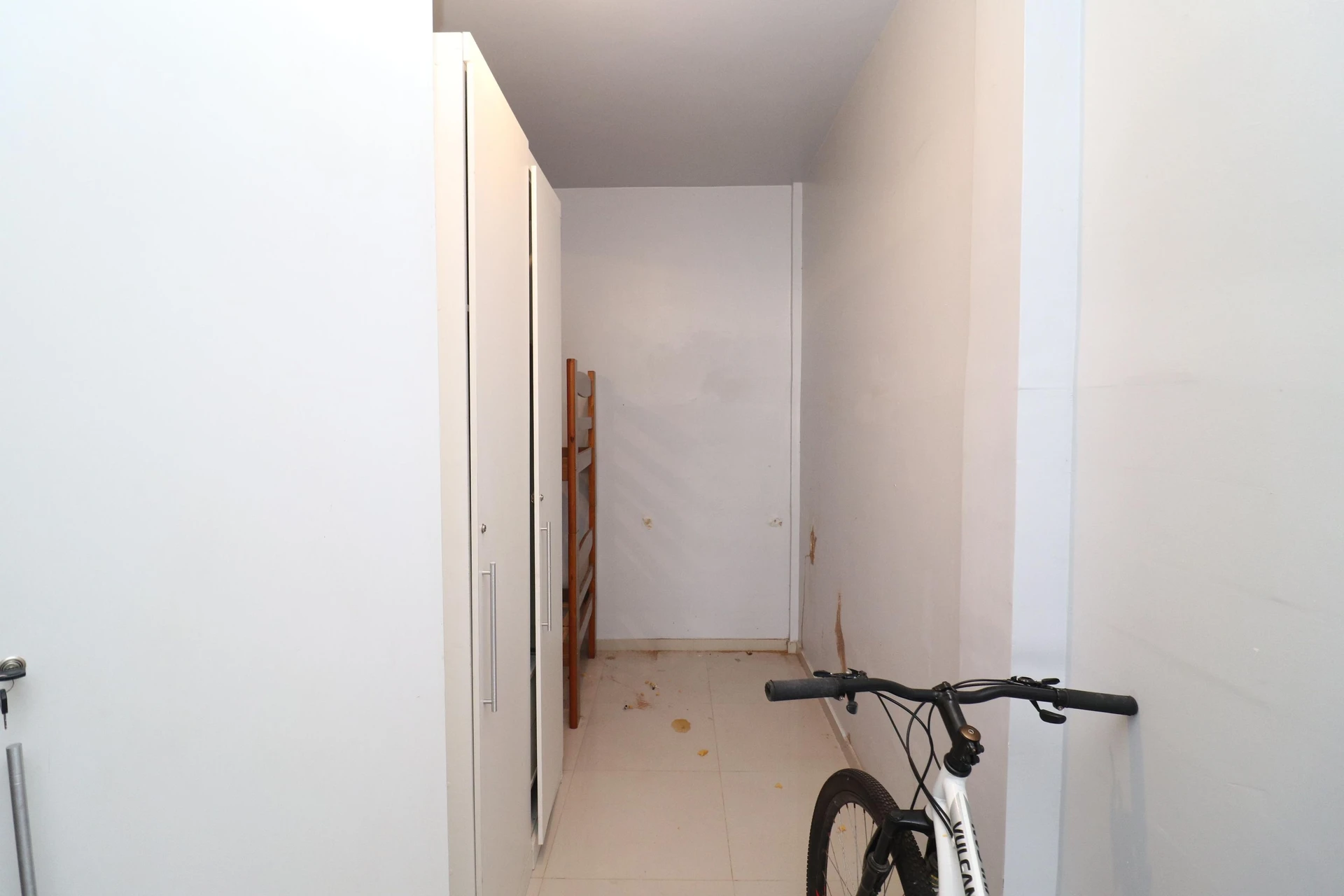 10-bedroom house with a bathtub in Rio de Janeiro — photo 106