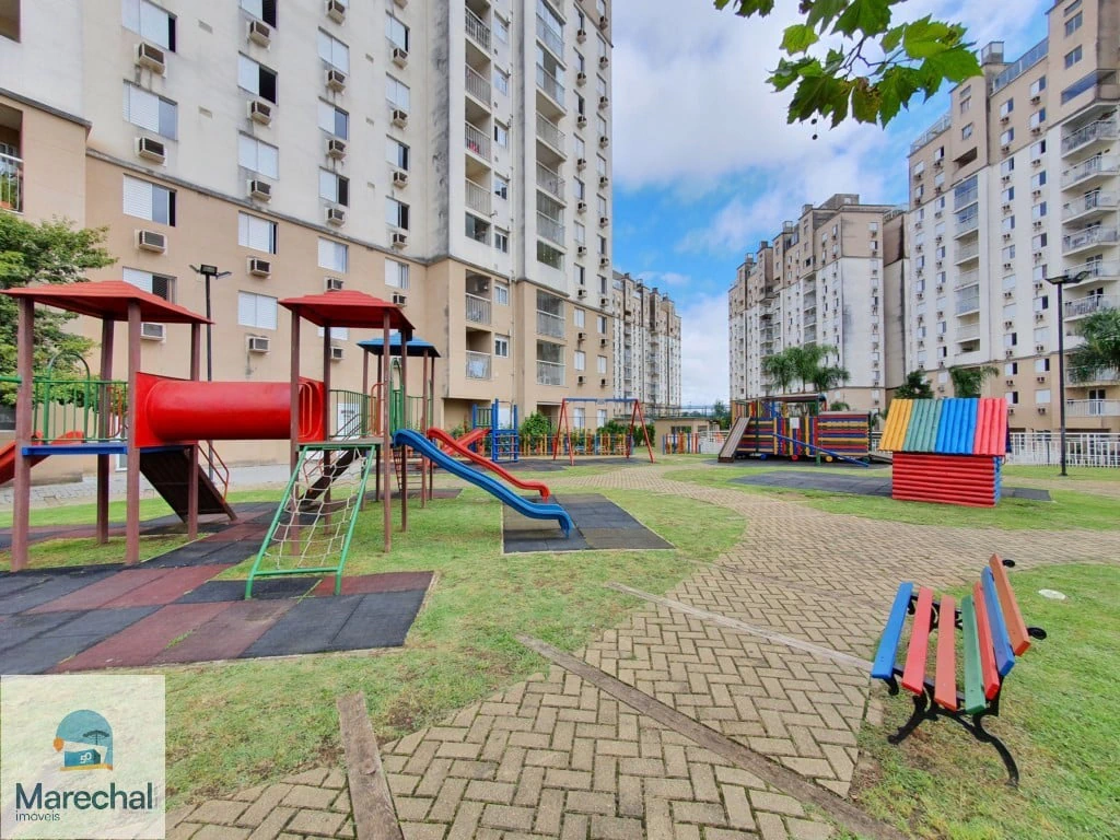 3-bedroom apartment in a building with a pool — photo 26