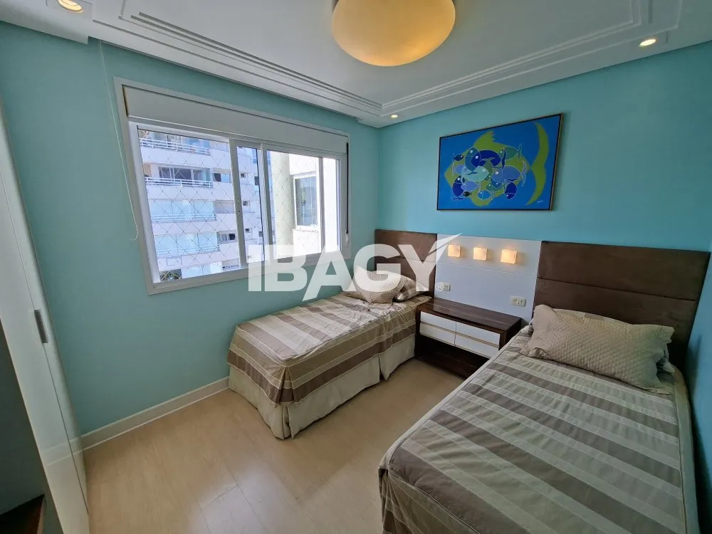 Apartamento amueblado de 4 dormitorios con 2 plazas — photo 29