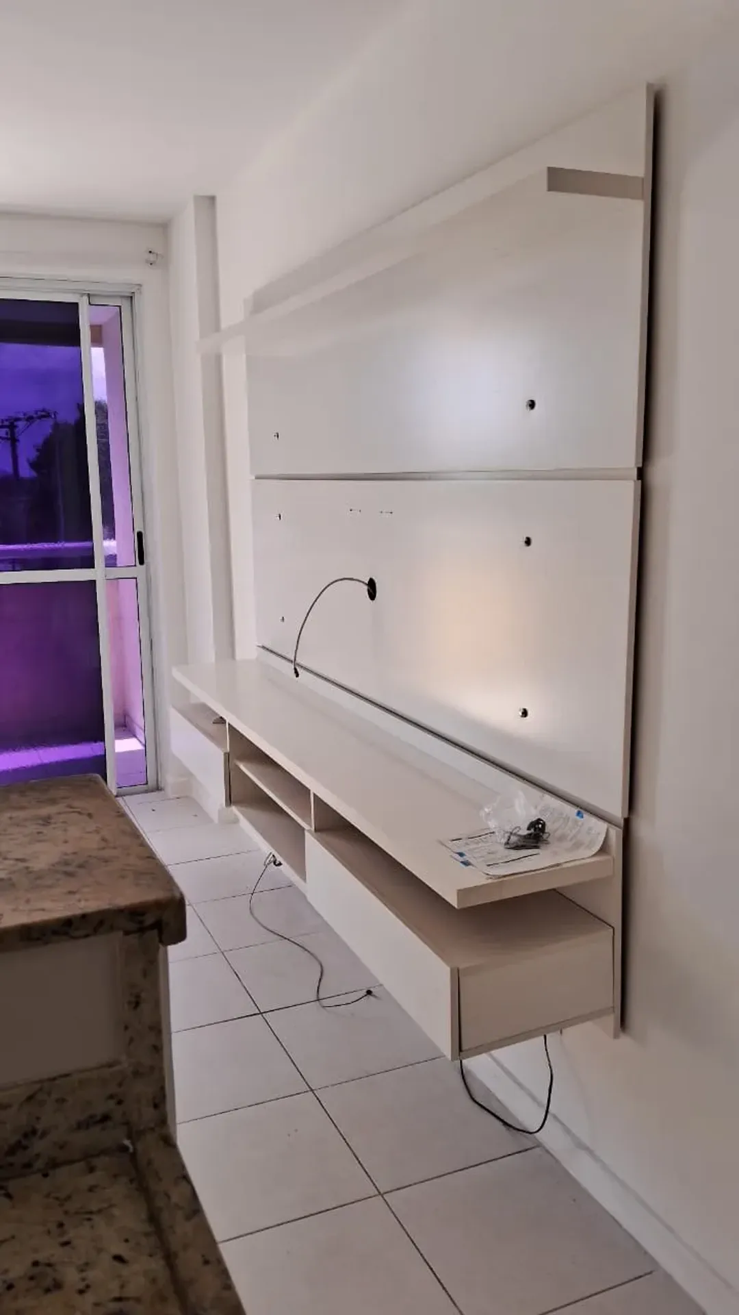 One-bedroom apartment in a building with a coworking space — photo 3
