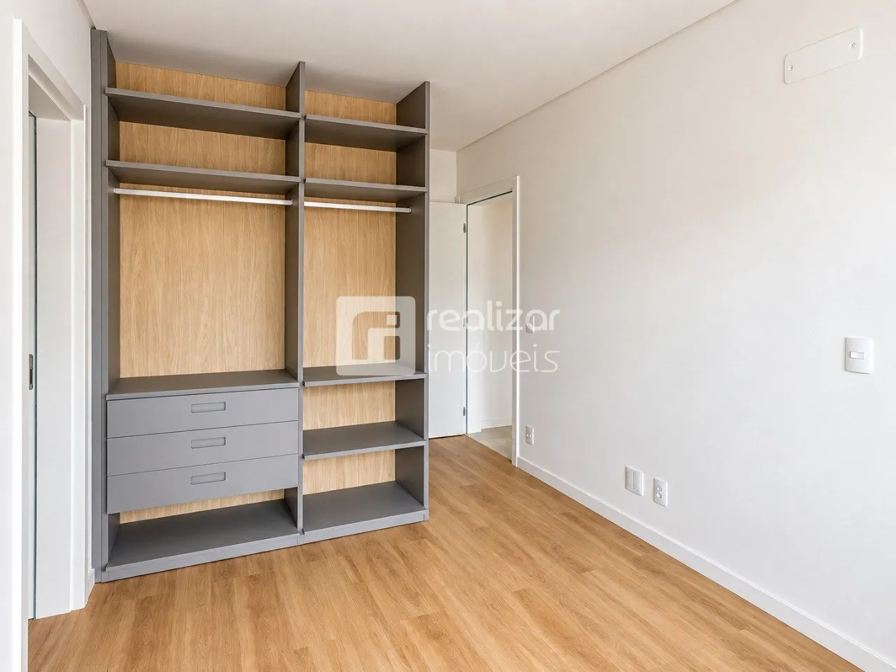 Apartment, 69 m², with a grill on the balcony — photo 8