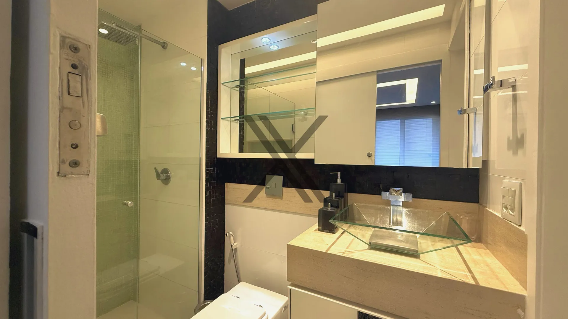 2-bedroom apartment in a building with a sauna — photo 6