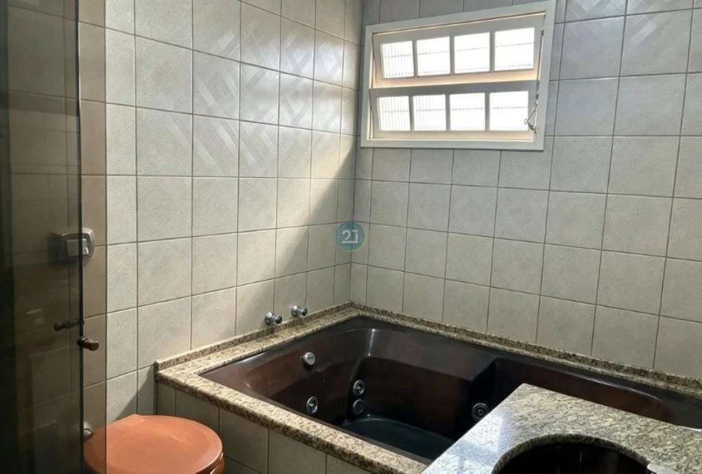 4-bedroom house with a grill on the balcony in Florianópolis — photo 10