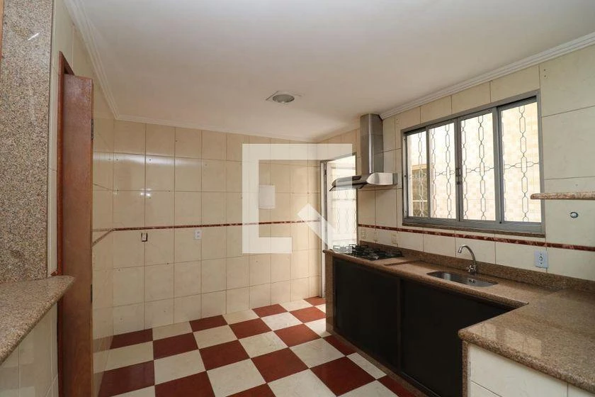 Casa 300 m² com 3 quartos e 2 suítes — photo 39