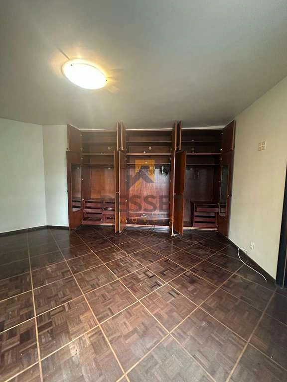Apartamento de 4 dormitorios y 3 baños, sin parking — photo 17