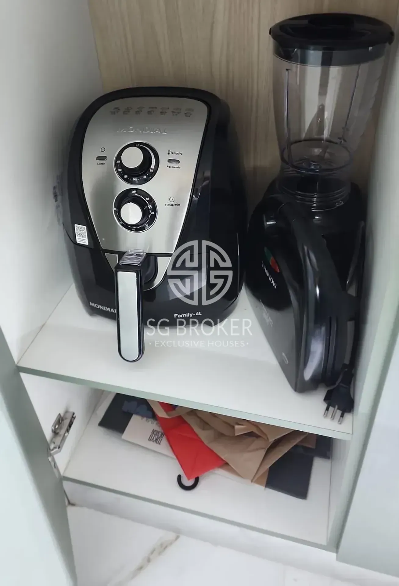 Furnished 2-suite apartment with 70 m² on a high floor — photo 9