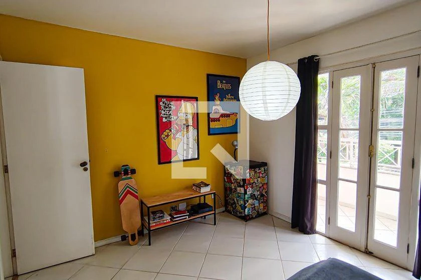 Casa com 6 quartos e 300 m², vaga incluída — photo 6
