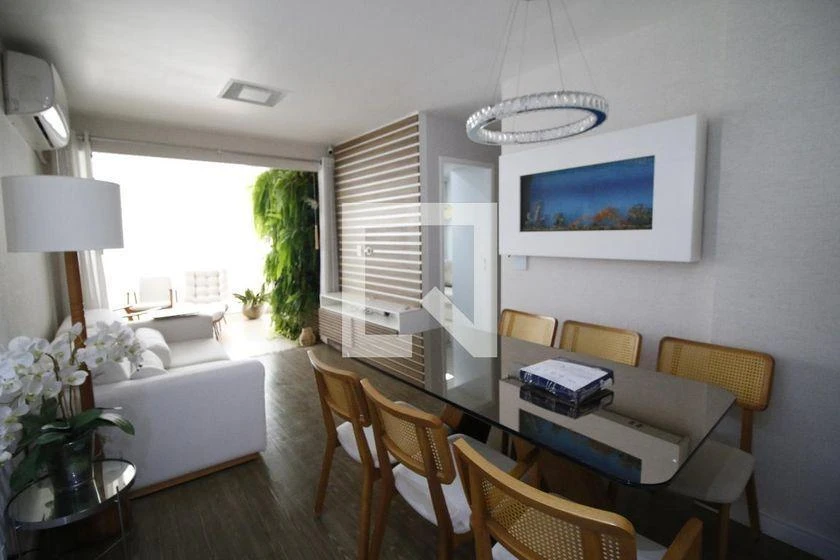 Apartamento mobiliado, 90 m², com closet