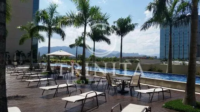 Apartamento de 2 quartos com piscina externa compartilhada — photo 5