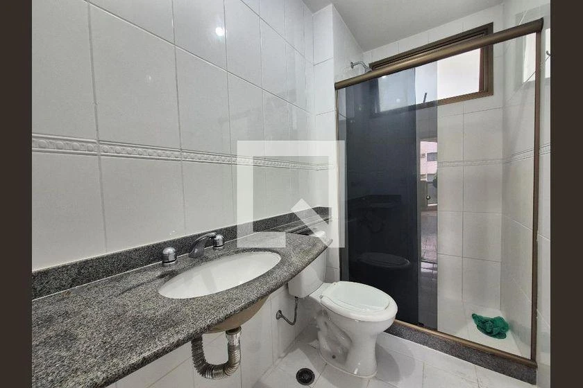 3-bedroom apartment in a building with a pool — photo 12