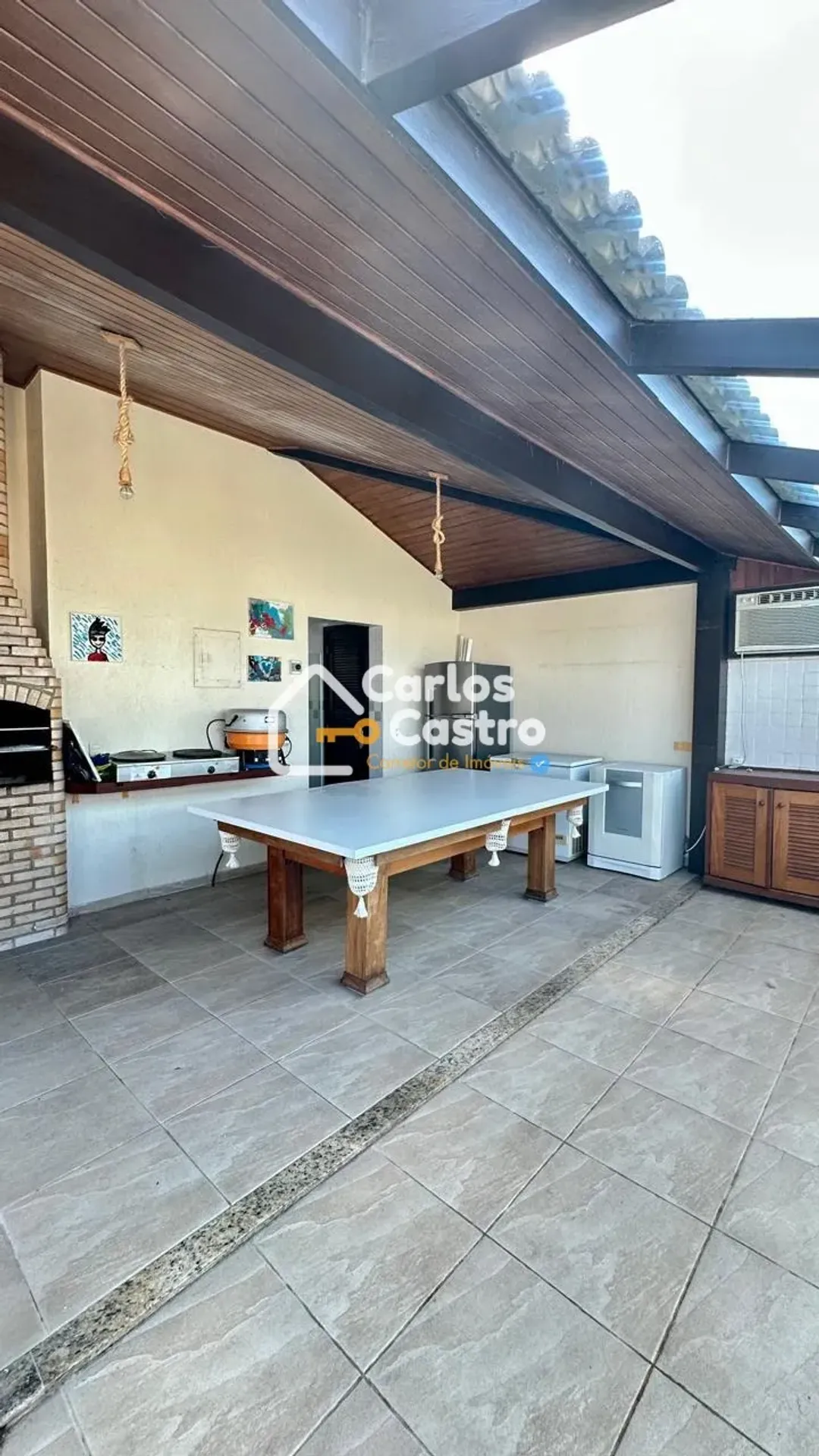 Furnished 4-bedroom apartment with an open-plan kitchen — photo 26