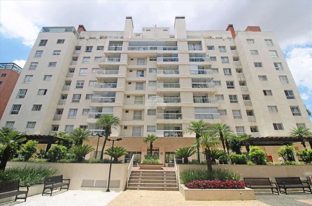 176 m² apartment with 2 parking spaces and balcony — photo 3