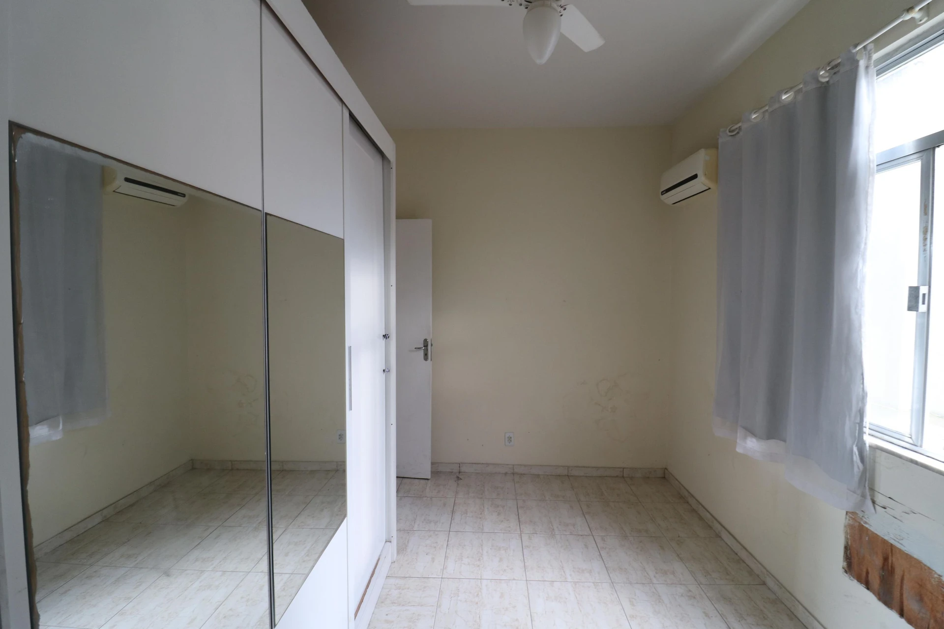 Washing machine in a 2-bedroom apartment, 70 m²