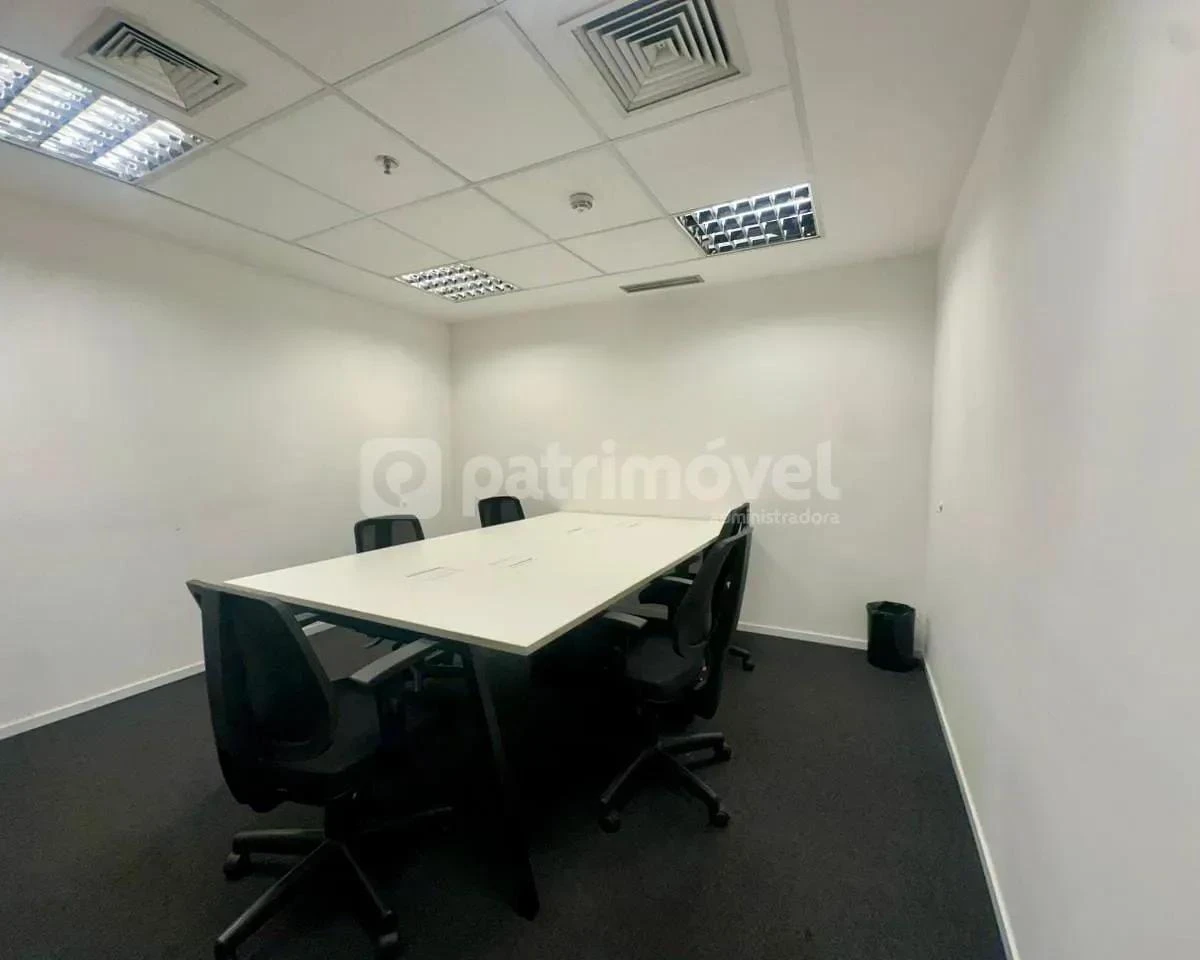 780 m² apartment with 1 bedroom and 6 bathrooms — photo 18