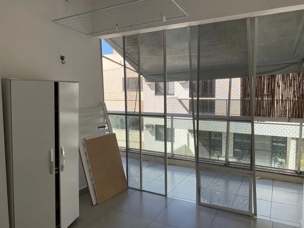 Unfurnished apartment with air conditioning and 3 bedrooms — photo 4