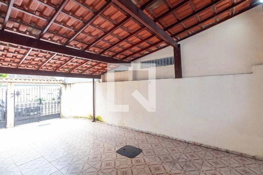 80 m² house with a washing machine and a home office — photo 32