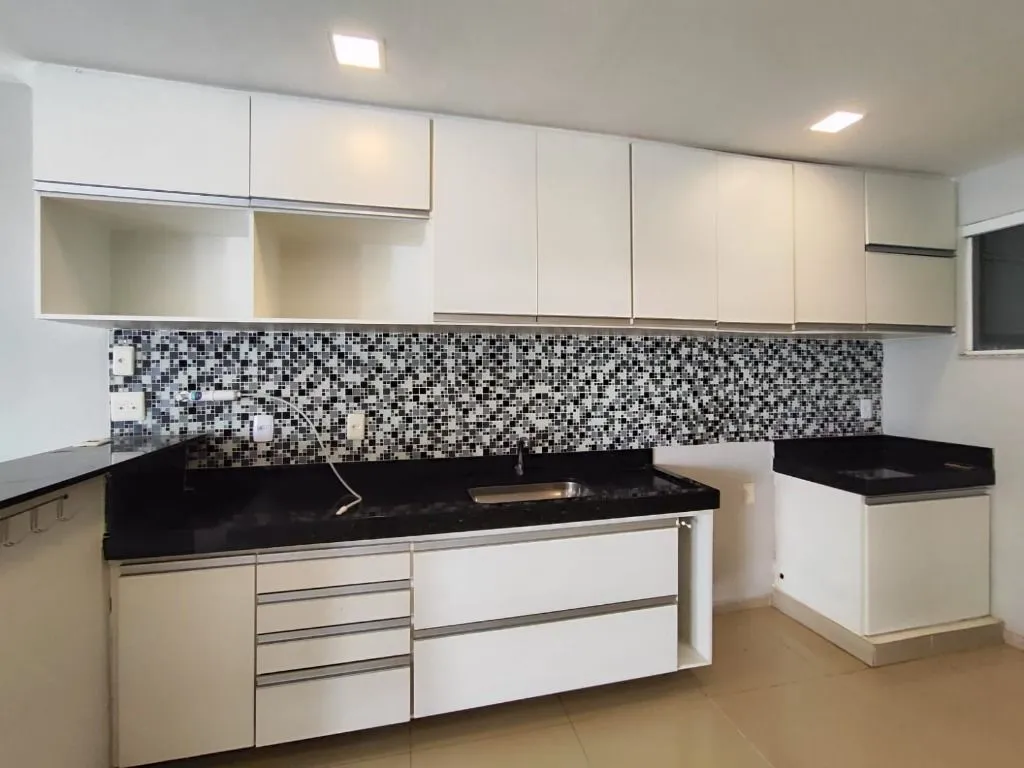 House with 5 bedrooms, 5 bathrooms, 400 m² — photo 37