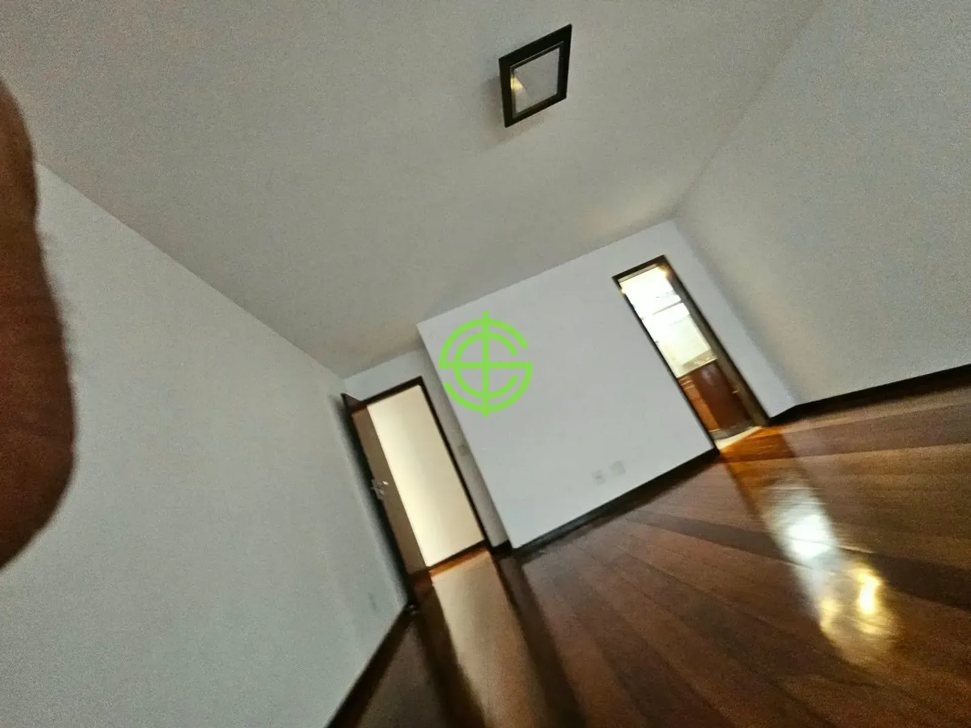 Apartamento com 3 quartos, 4 banheiros e cozinha fechada — photo 25
