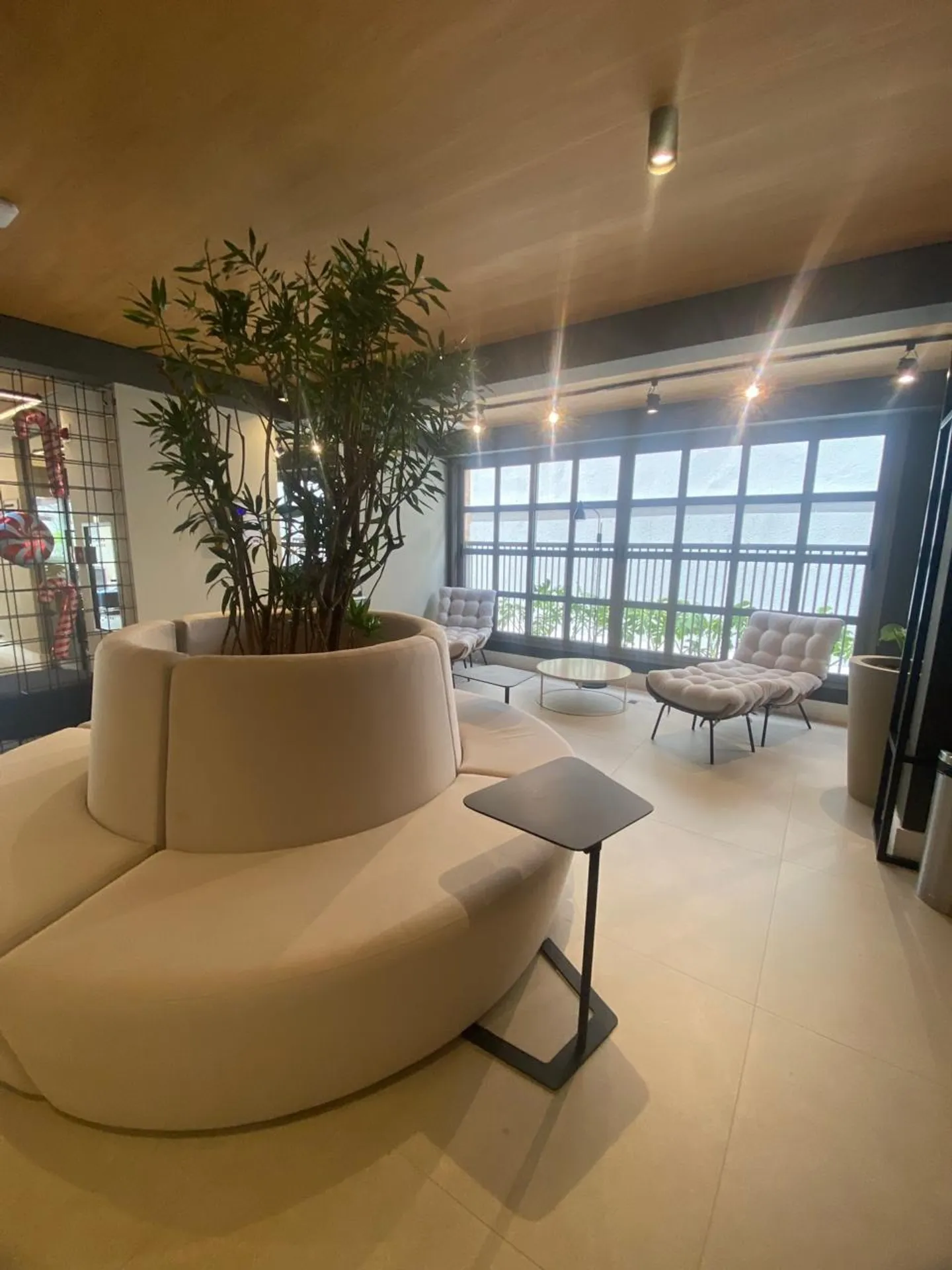 Estudio amueblado de 56 m² con 1 dormitorio y plaza cubierta — photo 24