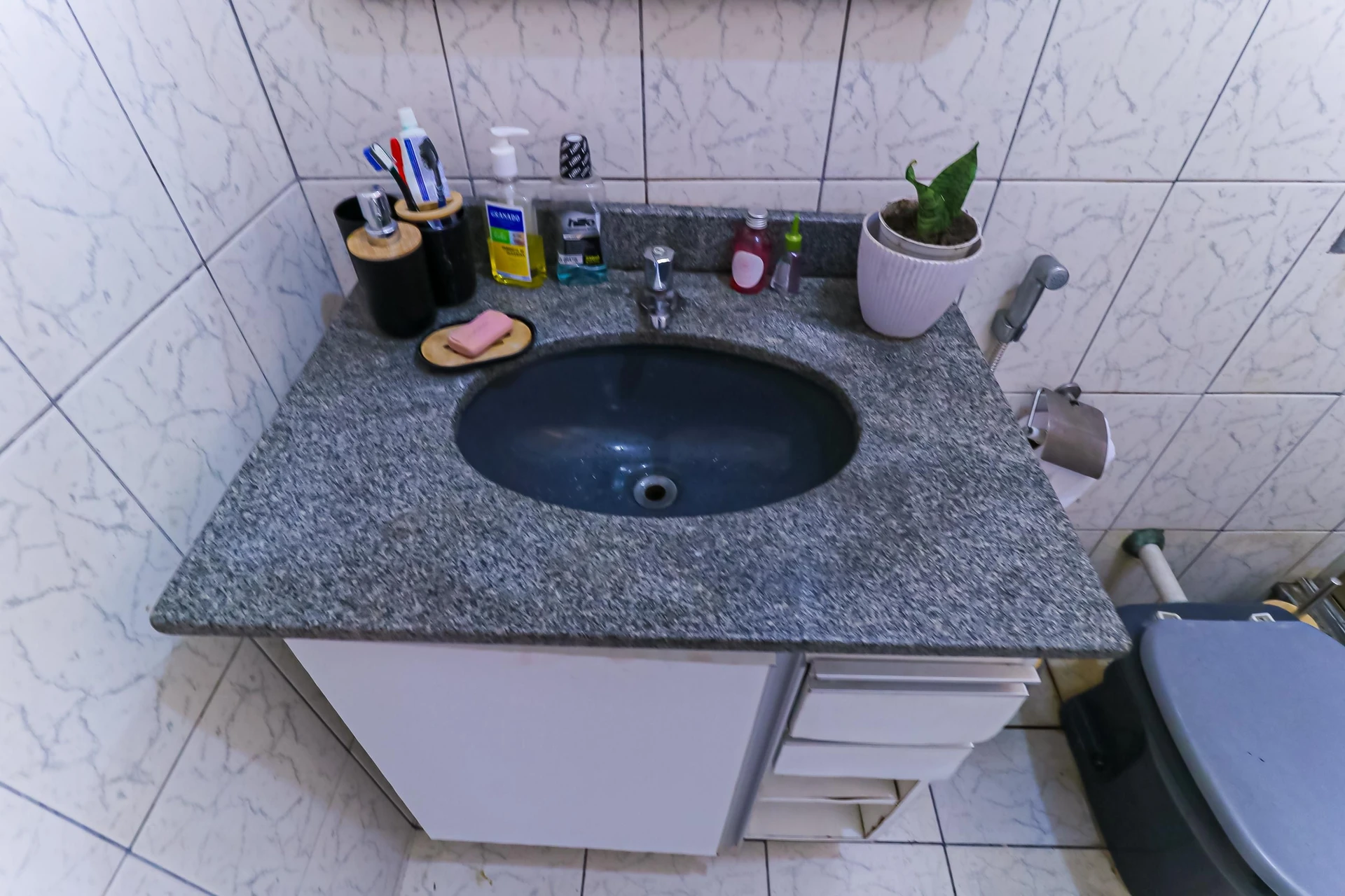 Washing machine in a one-bedroom apartment, 86 m² — photo 2