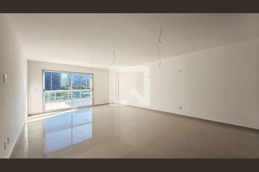 Apartamento de 196 m² com 3 quartos e 2 vagas — photo 2