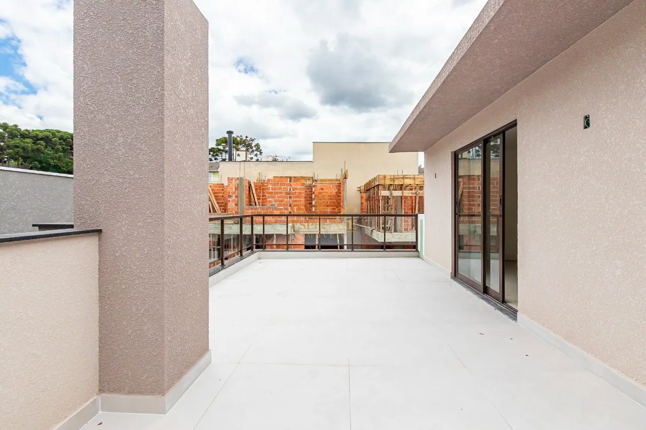 House with 3 bedrooms and a balcony in a gated community — photo 20