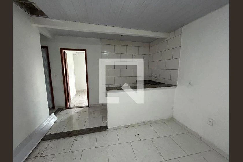 Apartamento sem móveis de 36 m² com 1 quarto e varanda