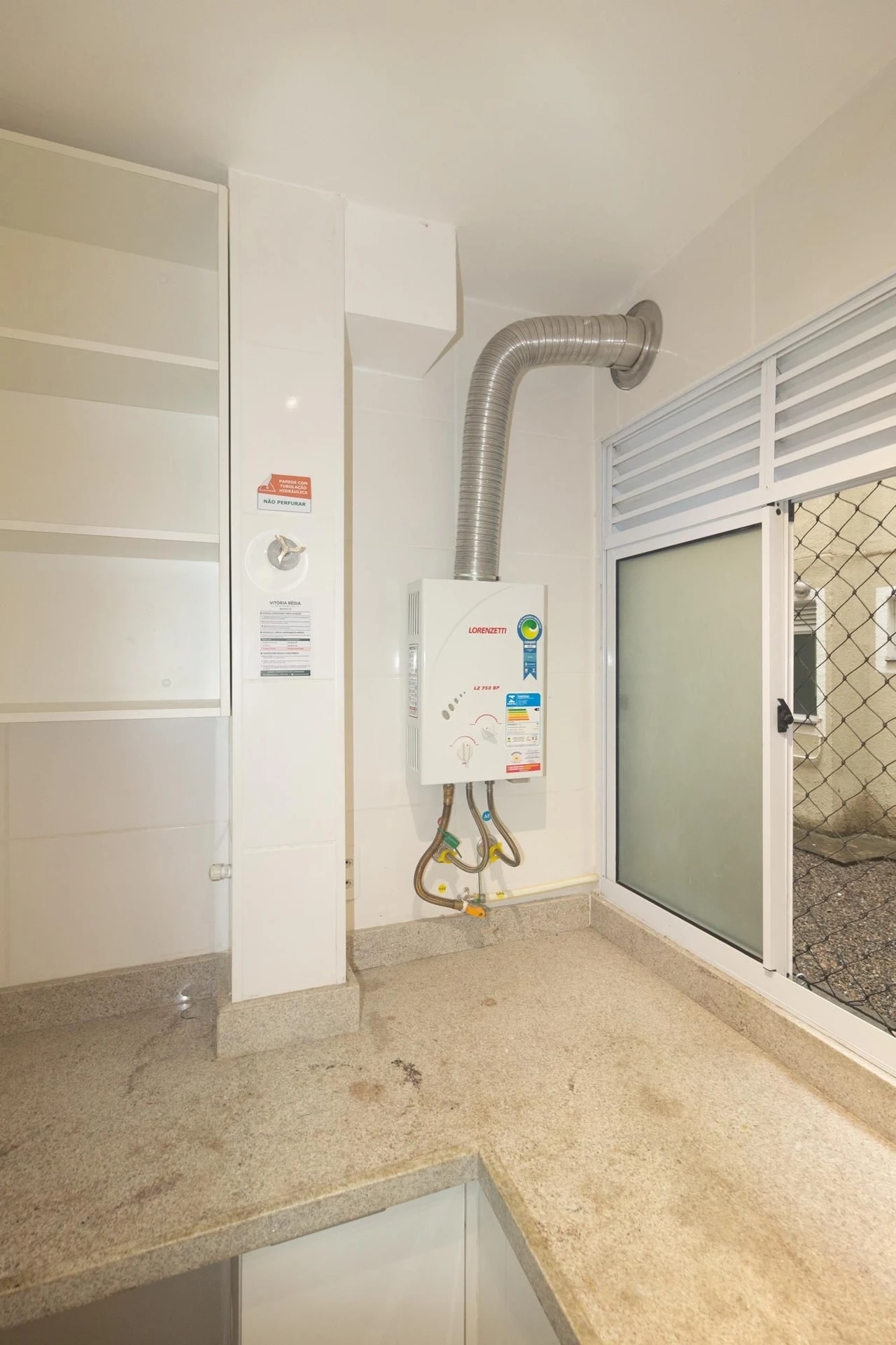 2-bedroom apartment with a washing machine in Rio de Janeiro — photo 17