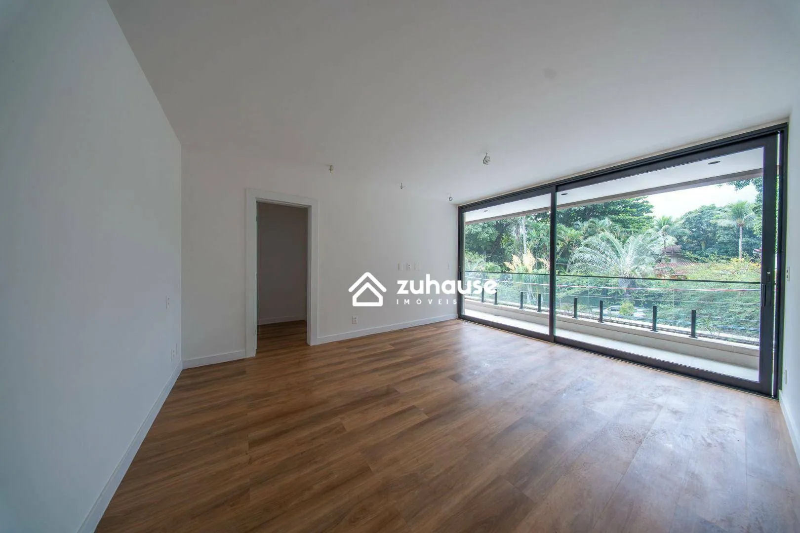 Casa tríplex com 5 quartos e 5 banheiros — photo 31