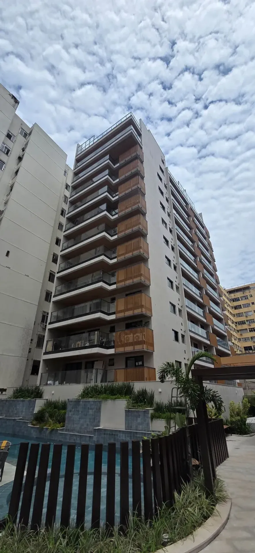 3-bedroom apartment with a water view in Rio de Janeiro — photo 27
