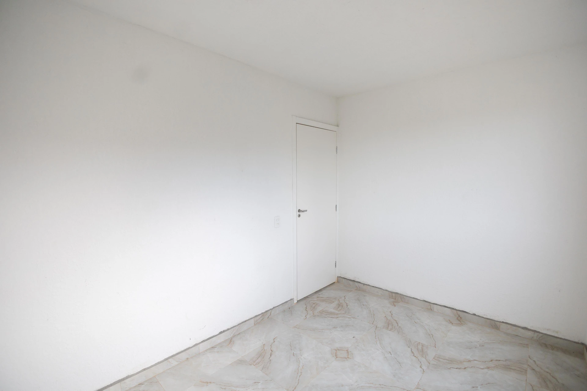 Rental apartment with 2 bedrooms and 1 bathroom — photo 23