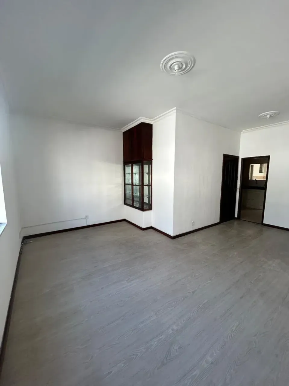 Unfurnished apartment with 2 bedrooms and 1 parking space — photo 15