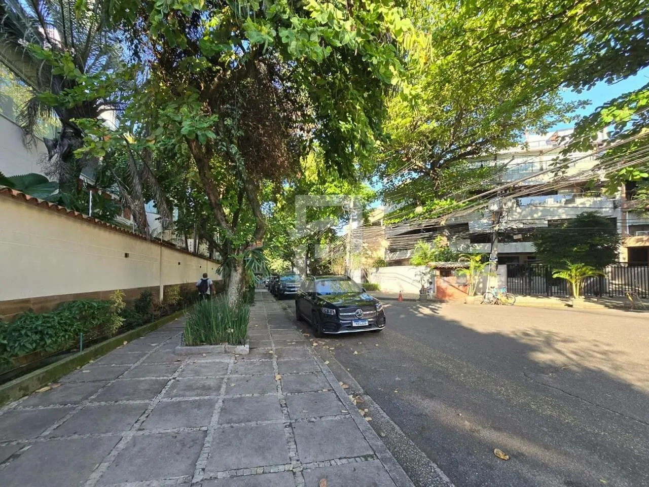 Triplex house with 4 bedrooms and 2 en-suites — photo 29