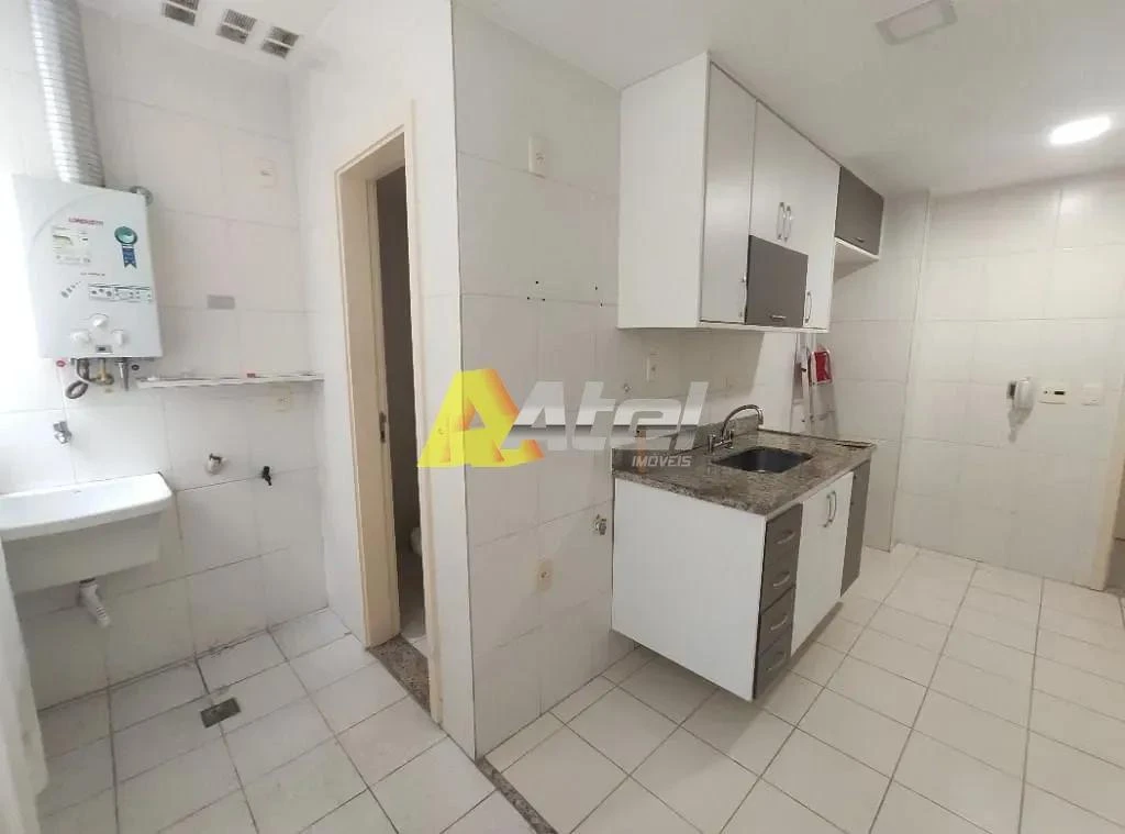 3-bedroom apartment, 1 with its own bathroom, 108 m² — photo 2