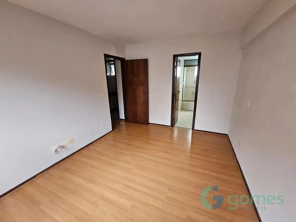 Departamento de 3 dormitorios con bañera en Curitiba — photo 2