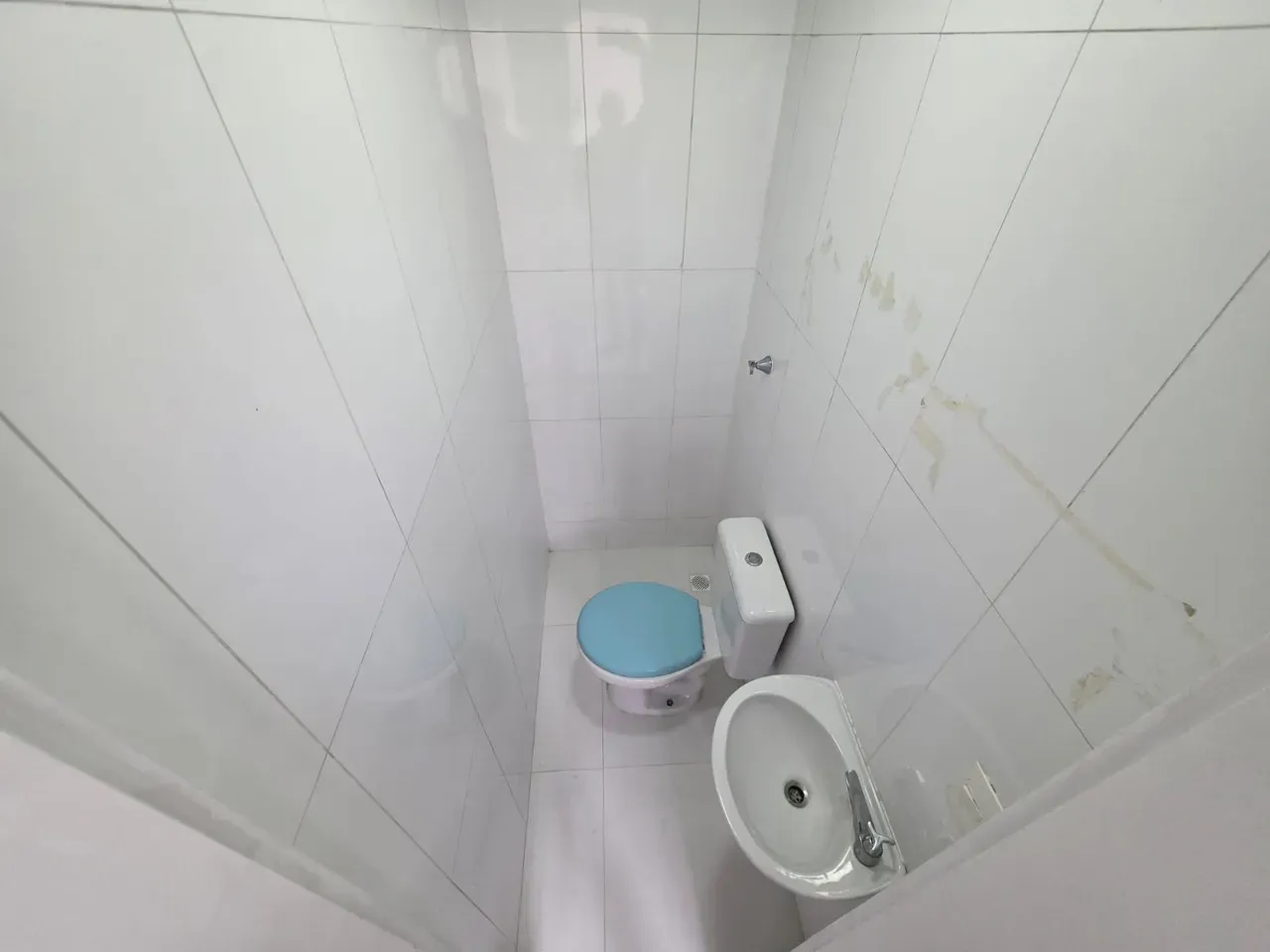 3-bedroom apartment, 1 with its own bathroom, 85 m² — photo 21