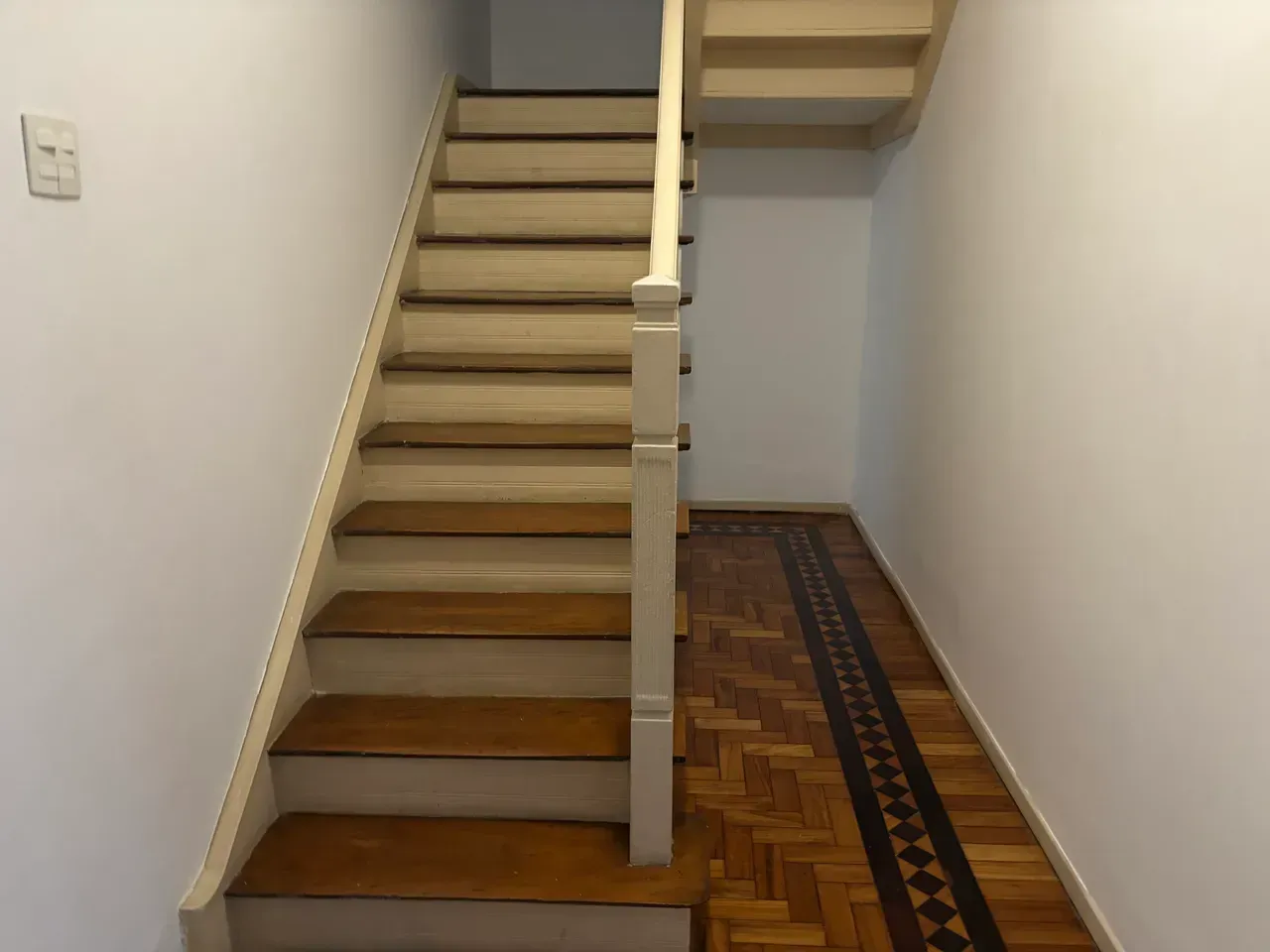Rental house with 5 bedrooms and 215 m² — photo 16
