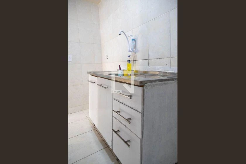 Apartamento de 1 quarto com cozinha compacta e 40 m² — photo 8