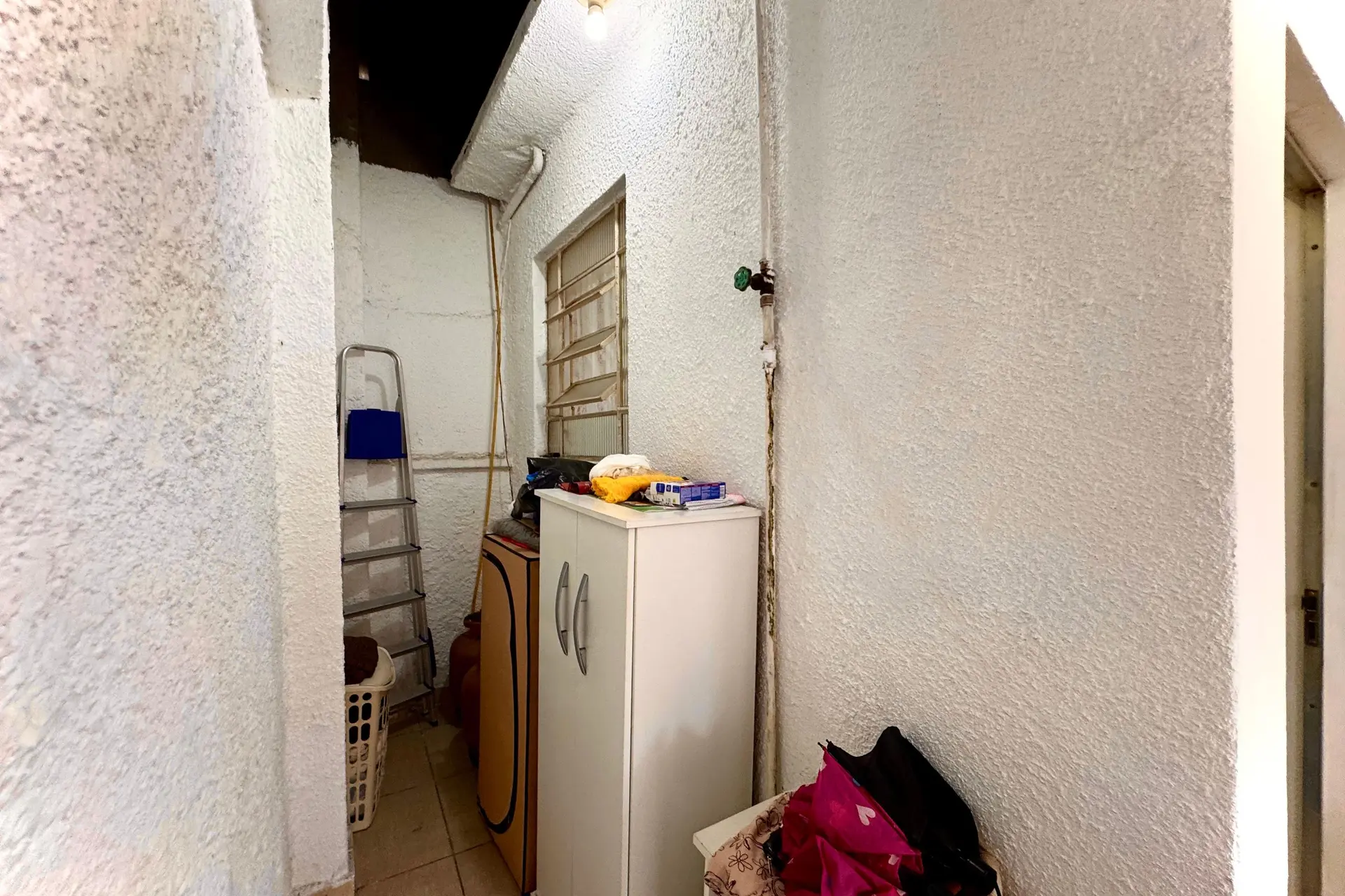 2-bedroom apartment with a washing machine — photo 23