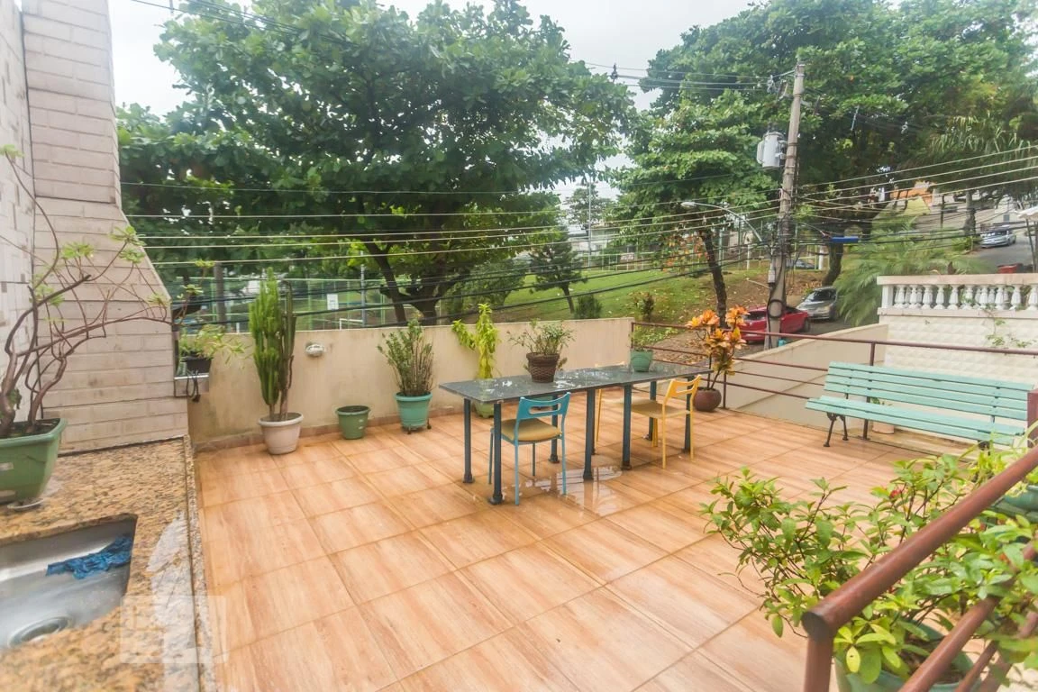 Furnished house with 3 bedrooms and private BBQ — photo 40